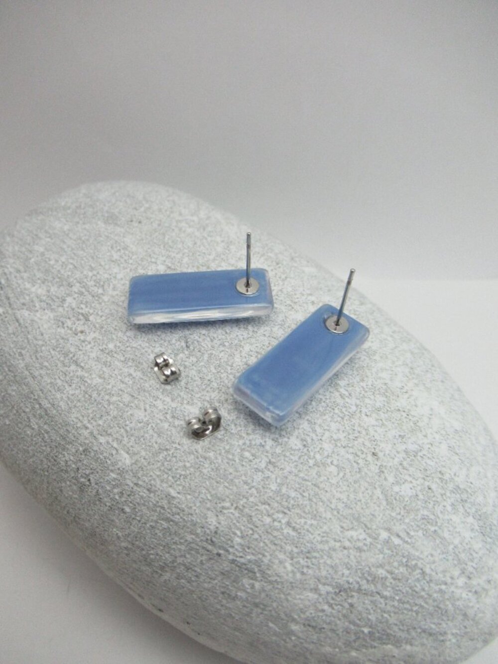 Rectangular cab earrings - Picture 2 of 8